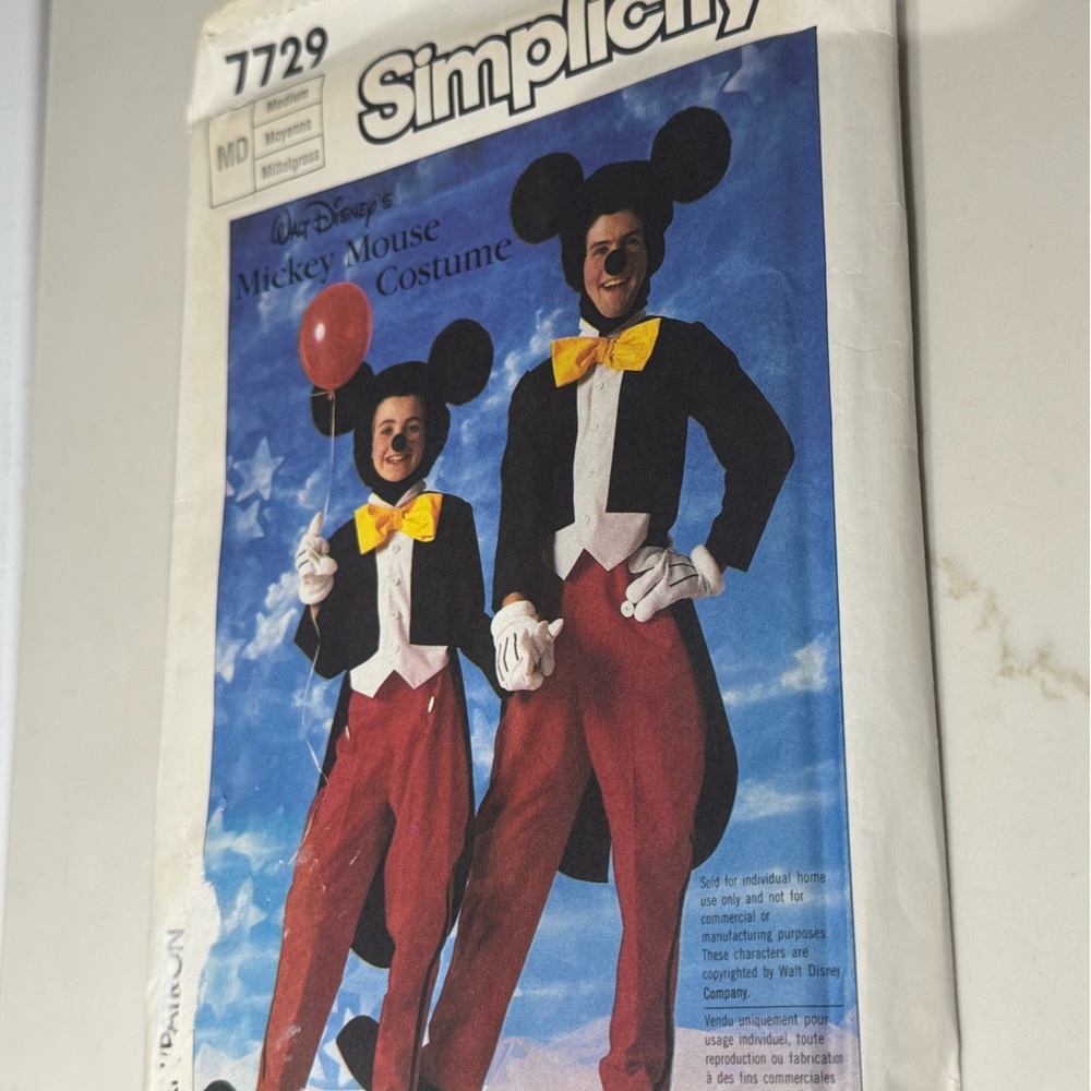 Simplicity Sewing Pattern Mickey Mouse costume